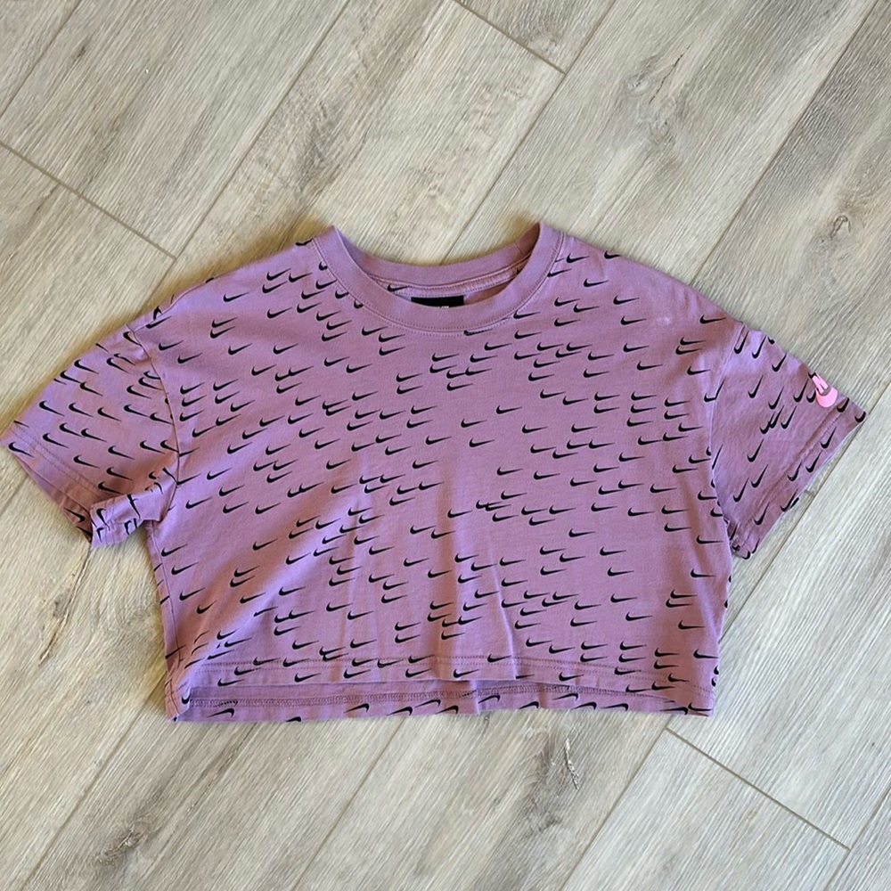 Nike Women's Crop Top